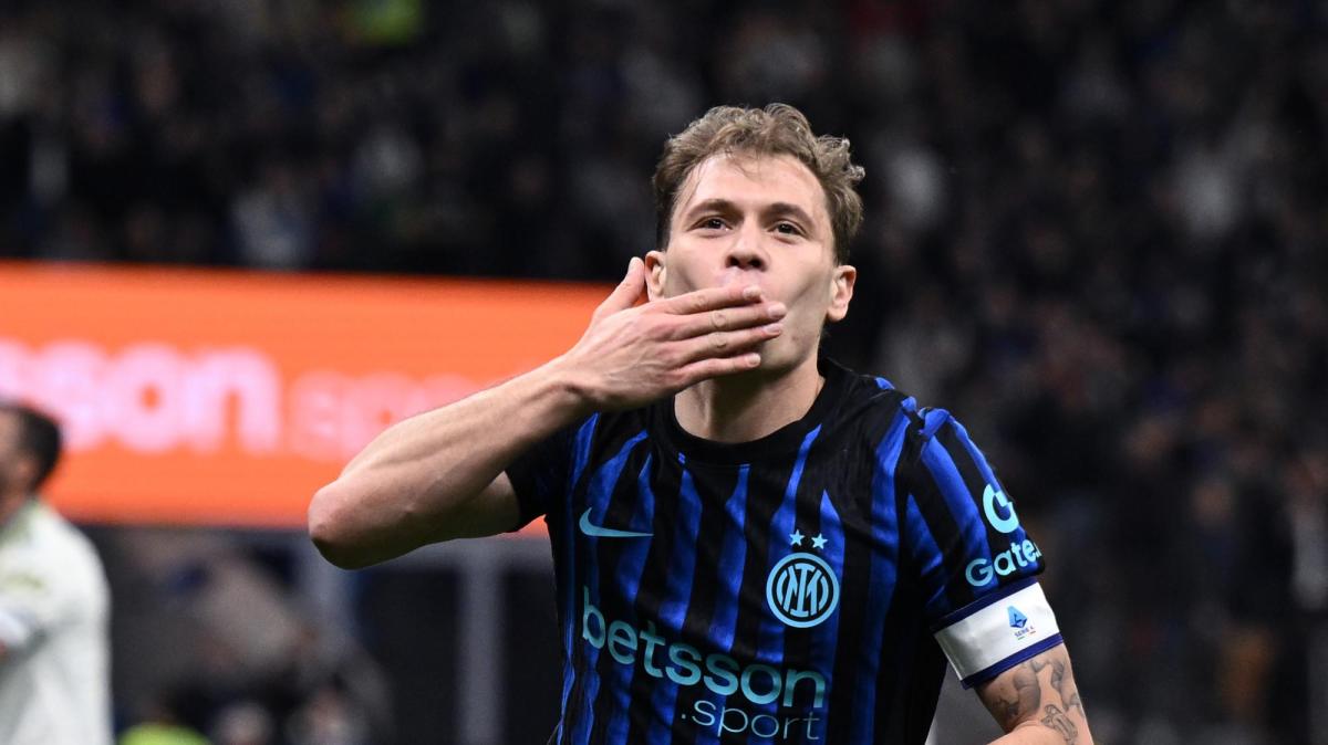 Barella, i fischi e quel quattro con la mano che vale più di mille parole